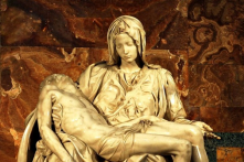 Pietà của Michelangelo: Thuần khiết từ bi, vô oán vô hận
