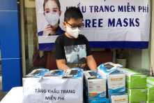 “Được gì?”